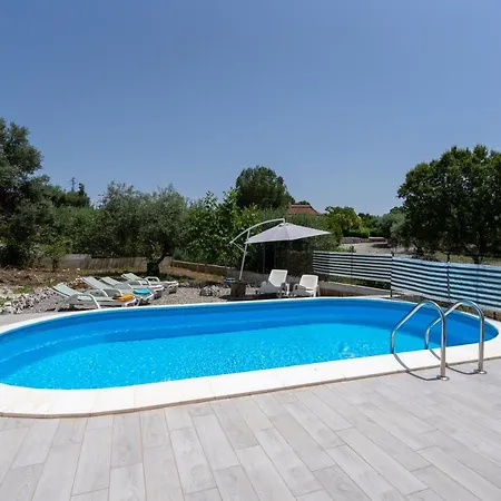 Βίλα Blanca - Intera Con Trullo E Piscina *
