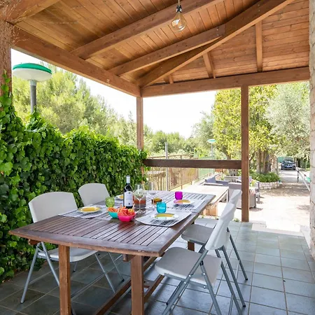 Βίλα Blanca - Intera Con Trullo E Piscina